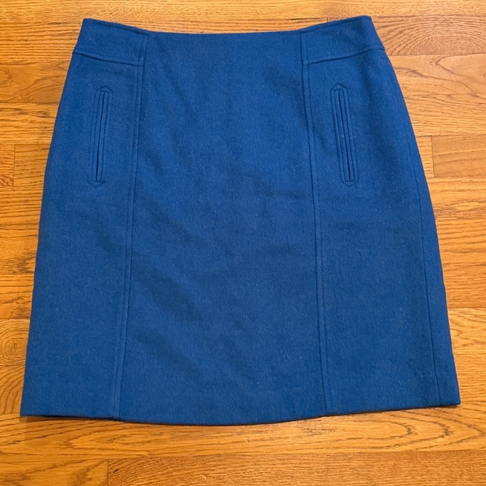 Talbots Royal Blue Wool Blend A-Line Skirt Size 6 Zip Back Lined Pockets